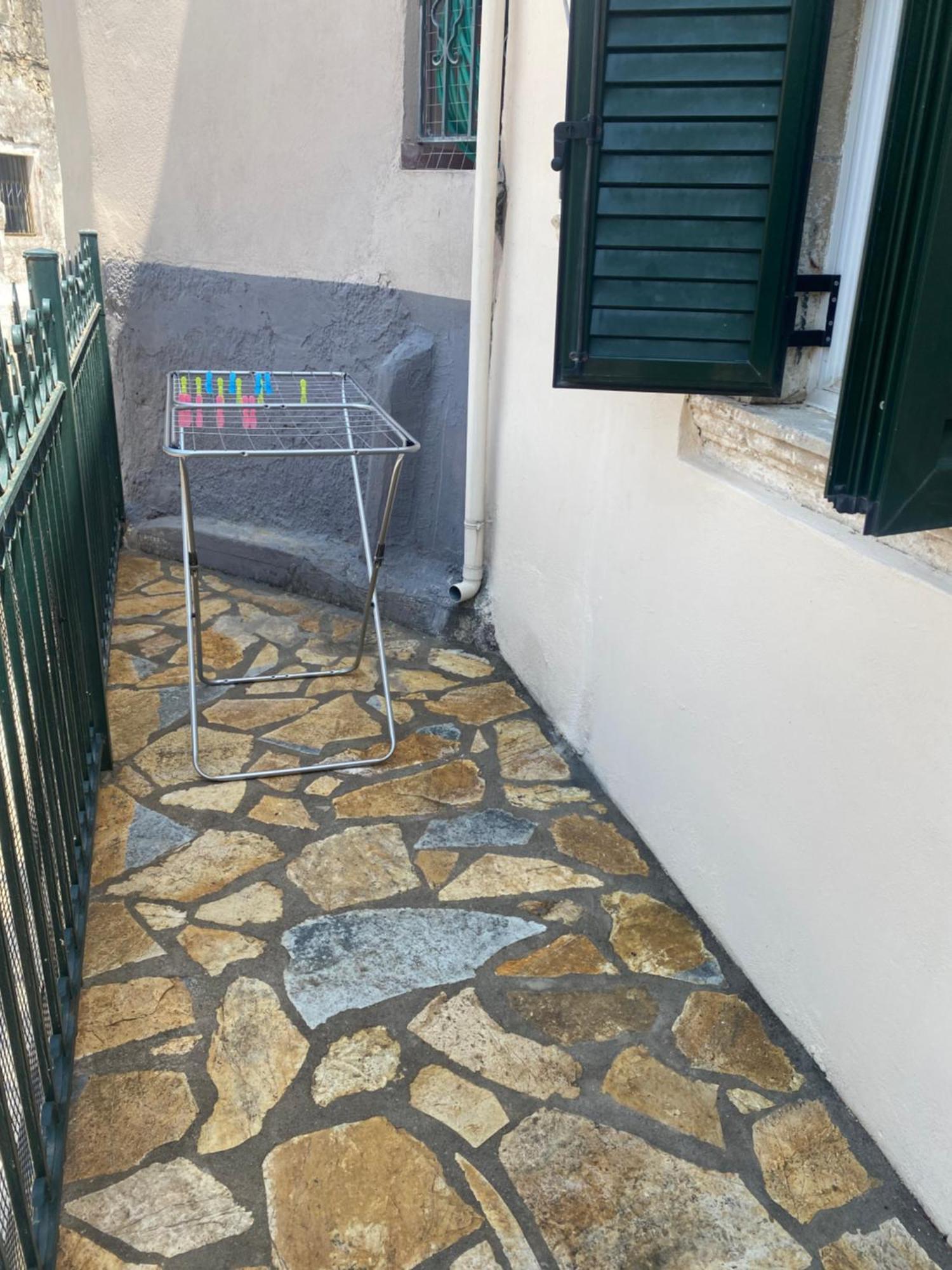 Little Village House Valanio Exterior foto